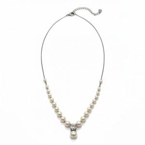 Κολιέ  με  πέρλες σε αλυσίδα